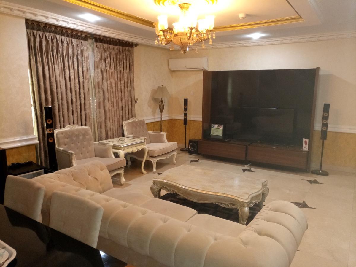Eterno Hotel Benin City Bagian luar foto